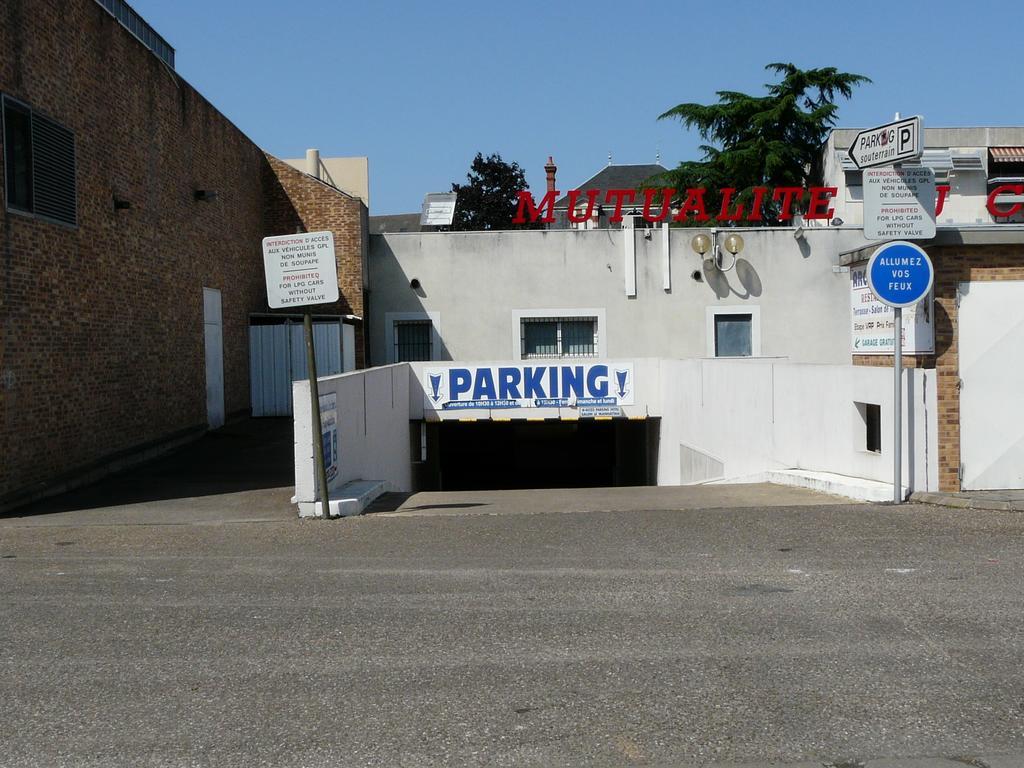 Arche Hotel Vierzon Exterior foto